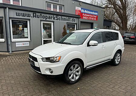 Mitsubishi Outlander LEDER°NAVI°MFLR°TEMPOM°PDC°KEIN TÜV!!!