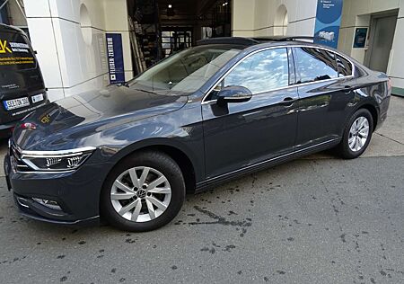 VW Passat Volkswagen 2,0 TDI R-SportLine,ACC,LED,Panorama,DCC,360°