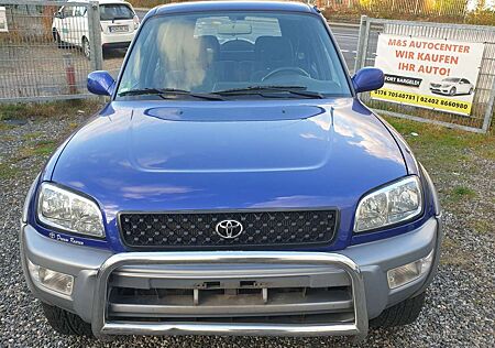 Toyota RAV 4 4x4.Schiebedach.ZV.Servo.Allu.Anhänger.1er Hand