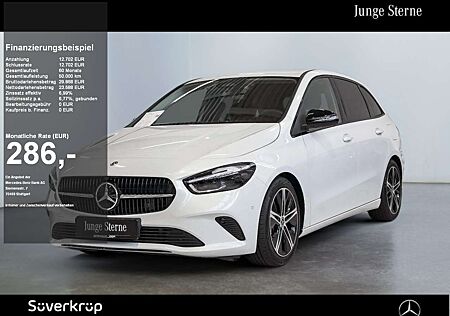 Mercedes-Benz B 220 d //