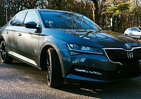Skoda Superb 1.5 TSI ACT DSG Ambition