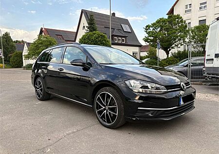 VW Golf Variant Volkswagen 8-fach bereift | sehr gepflegt | TÜV neu!