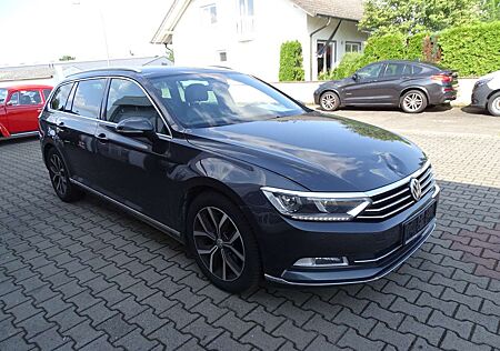VW Passat Variant Volkswagen 2,0l TDI DSG Highline BMTStart-Stopp