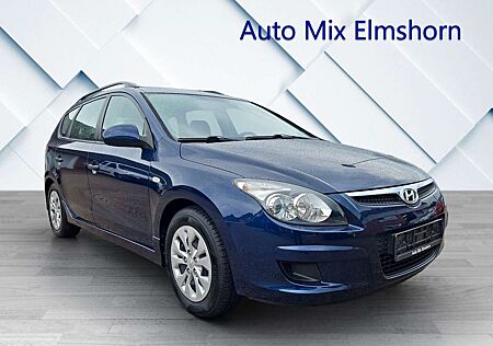 Hyundai i30 CW blue 1.4 Classic Klima Tüv 06/2027