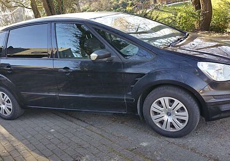 Ford S-Max 2.0 TDCi DPF Aut. 7 Sitze AHK TÜV neu