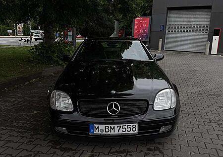 Mercedes-Benz SLK 200