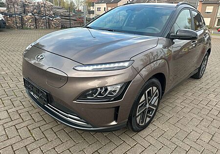 Hyundai Kona Trend Elektro 2WD *nur 3000 km Laufleistung