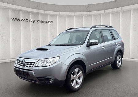 Subaru Forester 4x4*1.Hand*Panorama*Kamera*Scheckheft*