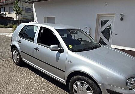VW Golf Volkswagen 1.9 TDI Automatik Special - Zahnriemen Neu