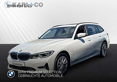 BMW 330 e xDrive Touring LC Prof Pano AHK Laser HUD