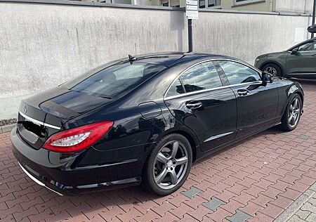 Mercedes-Benz CLS 350 CDI DPF 4Matic BlueEFFICIENCY 7G-TRONIC