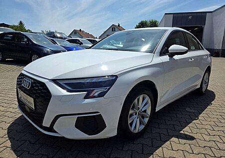 Audi A3 Limousine 30 TDI Automatik/ Kamera/ 1. Hd