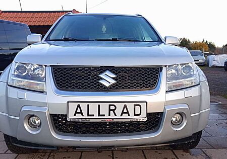 Suzuki Grand Vitara 1.9 DDiS NAVI/LEDER/XENON/AHK/4X4/SD