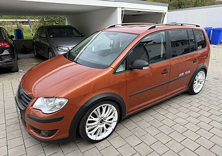 VW Touran Volkswagen 1.9 TDI Cross