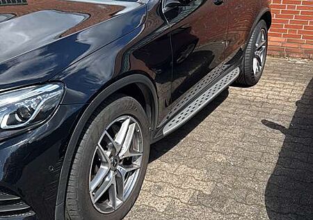 Mercedes-Benz GLC 300 4Matic 9G-TRONIC AMG Line