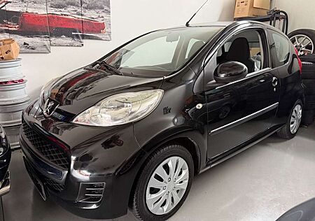 Peugeot 107 Filou*WENIG KM*AWR NEU*KUPPLUNG NEU*KLIMA*