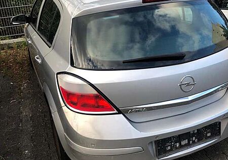 Opel Astra gebraucht kaufen Opel Astra 1.6 Elegance