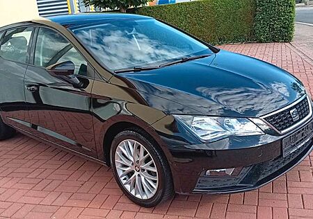Seat Leon Style "17" LM/Modellpflege/Scheckheft