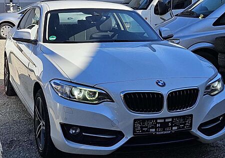 BMW 218 i Coupe Sport Line