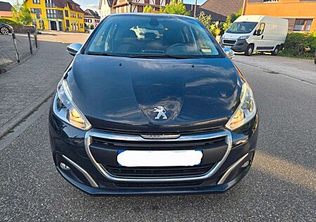 Peugeot 208 Style Klima 1 Hand Euro 6 TÜV Neue