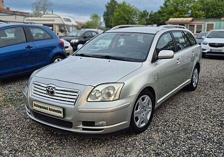 Toyota Avensis 1.8 VVT-i Combi Sol