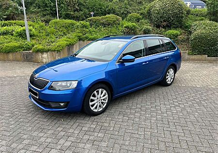 Skoda Octavia Combi 2.0 TDI (Green tec) DSG Style