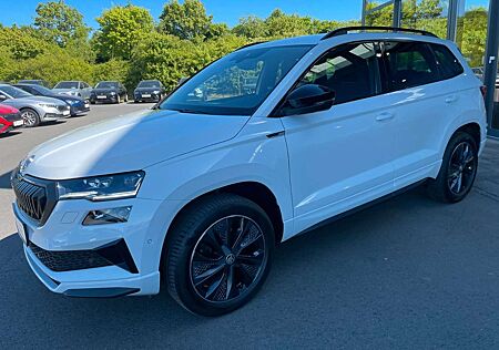 Skoda Karoq 2,0TDi Sportline 4x4 Standhz Keyless ACC