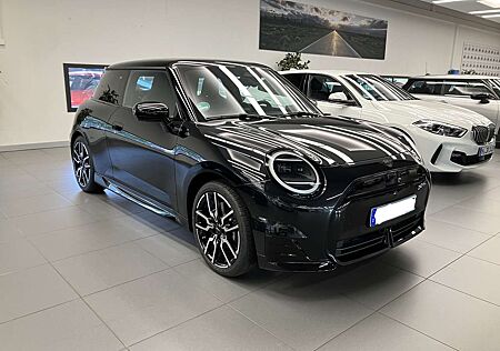 Mini John Cooper Works Cooper SE Trim Paket XL inkl. WR