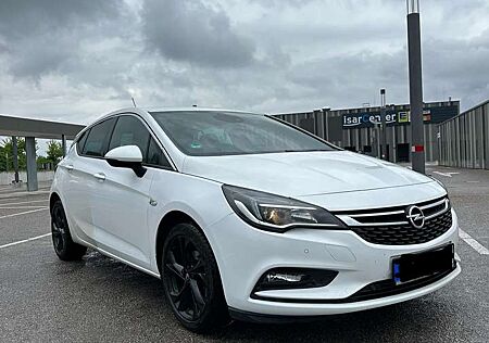 Opel Astra Dynamic