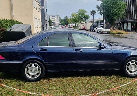 Mercedes-Benz S 320