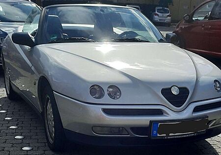 Alfa Romeo Spider 2.0 16V Twin Spark Sommerfahrzeug