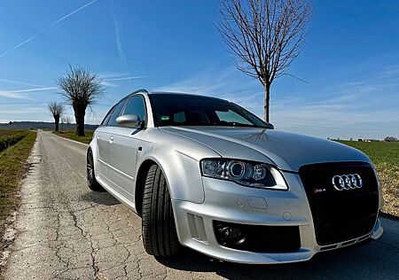 Audi RS4 Avant