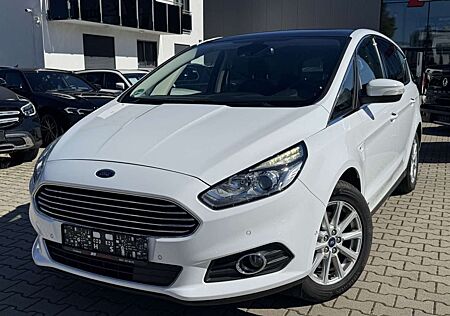 Ford S-Max 2.0 TDCi Allrad Titanium AHK Panoramadach