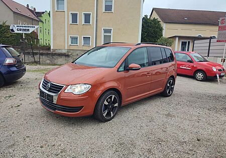 VW Touran Volkswagen Trendline,TÜV 9/2026,Tempomat,Klima,Sitzheizung