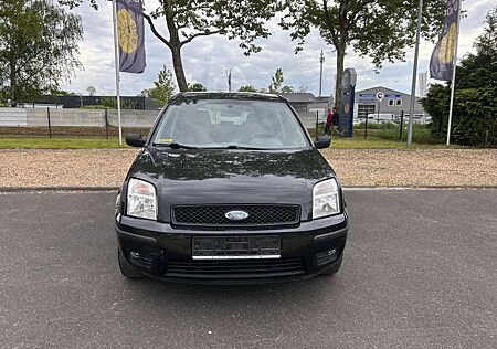 Ford Fusion TÜV NEU