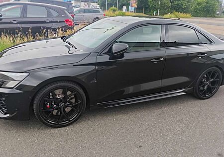 Audi RS3 TFSI Limousine quattro S tronic