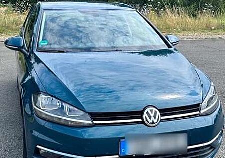 VW Golf Volkswagen 7 - 1.5 TSI Sound NEUER MOTOR MIT GARANTIE