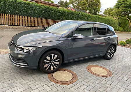 VW Golf Volkswagen VIII 1.0 eTSI OPF DSG Life