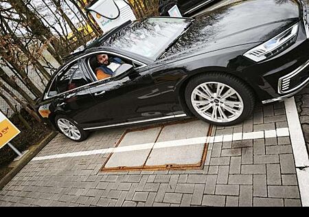 Audi A8 60 TFSI e quattro tiptronic