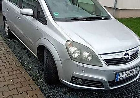 Opel Zafira 1.6 Edition