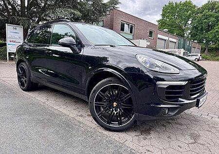 Porsche Cayenne PANO 360° AHK TOTWINKEL BOSE CARPLAY 21"