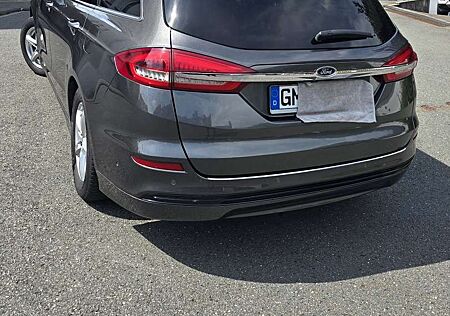 Ford Mondeo Turnier 2.0 TDCi Start-Stopp PowerShift-Aut Titani