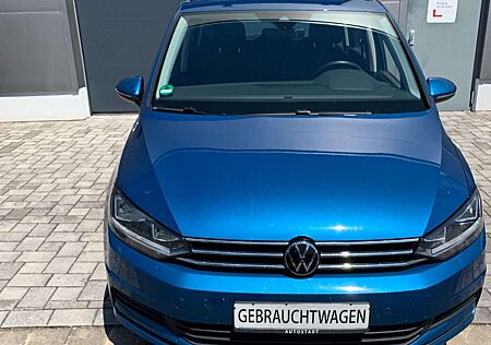 VW Touran Volkswagen 2.0 TDI SCR DSG Comf. Navi SHZ 5.23 1.Hd. Mwst.