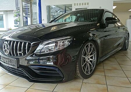 Mercedes-Benz C 63 AMG V8 Biturbo