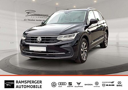 VW Tiguan Volkswagen 1.5 TSI Active ACC LED Navi SHZ Kamera PD