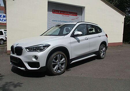 BMW X1 xDrive 20 dA Sport Line Navi 1.Hand AHK