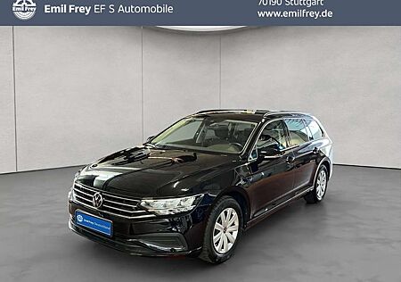 VW Passat Variant Volkswagen 1.5 TSI DSG Conceptline Rearview