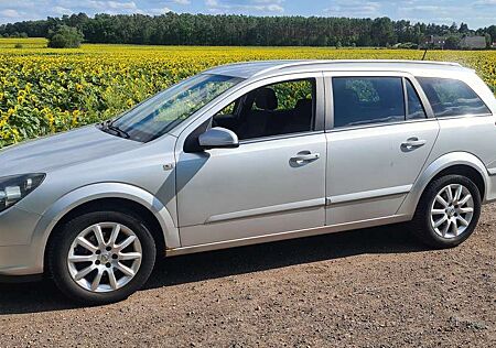 Opel Astra -H Caravan 1.8