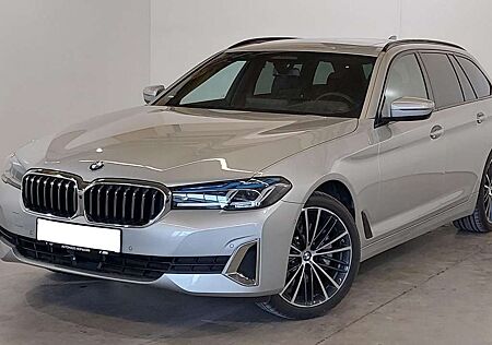 BMW 530 i xDrive Luxury Line LED HuD PANO STHZG AHK