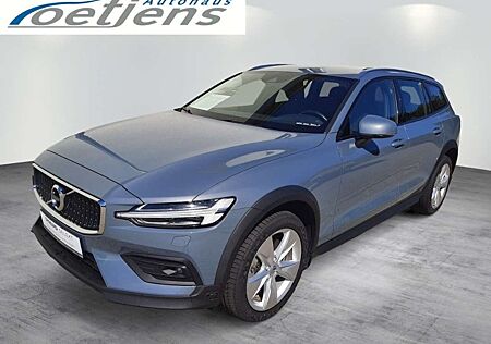 Volvo V60 Cross Country B4 AWD Pro Standhzg AHK Kamer